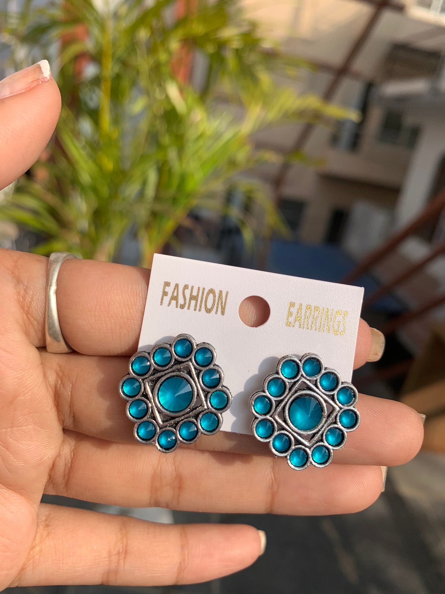Vintage Mirror Stud
