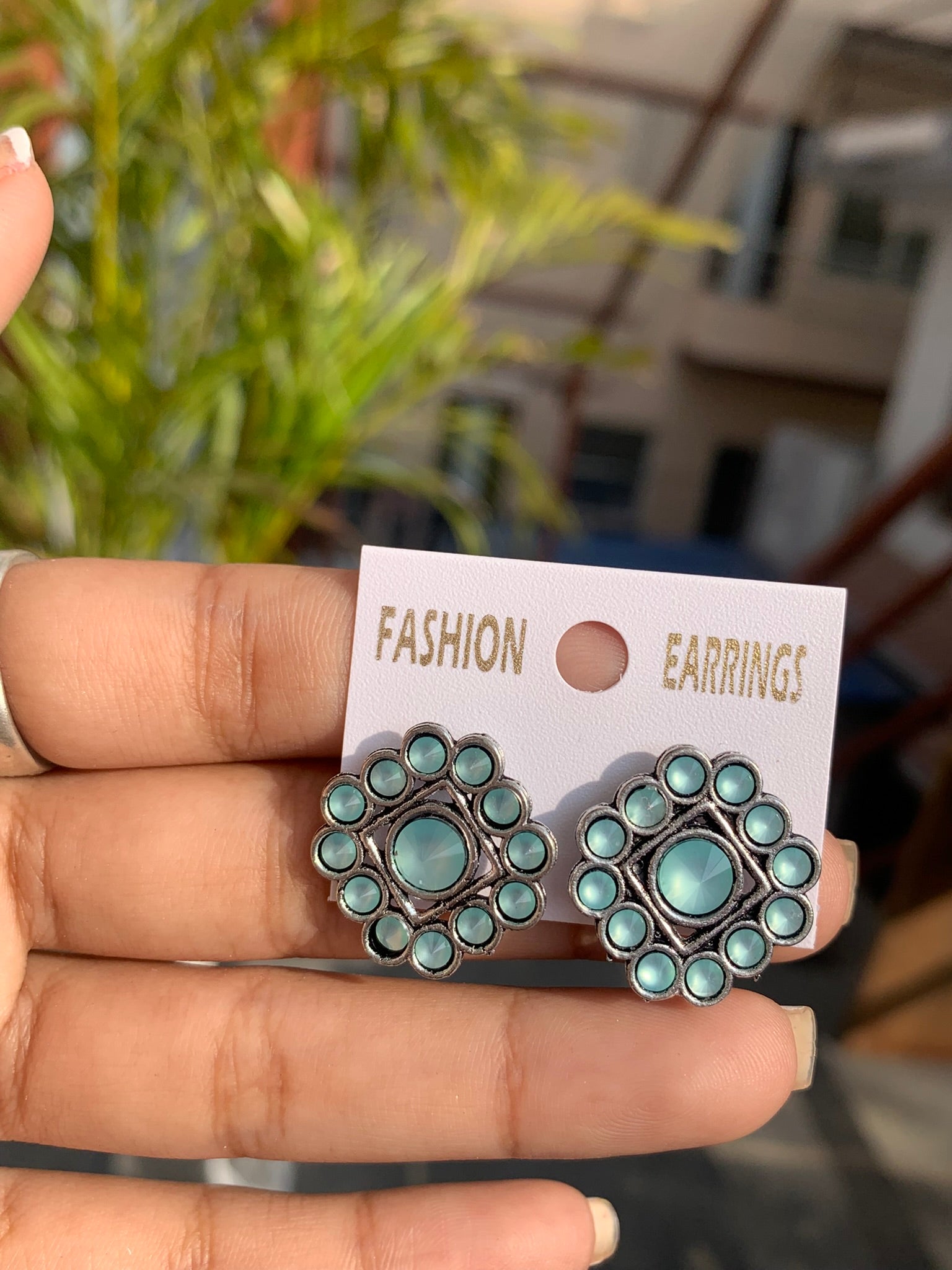 Vintage Mirror Stud
