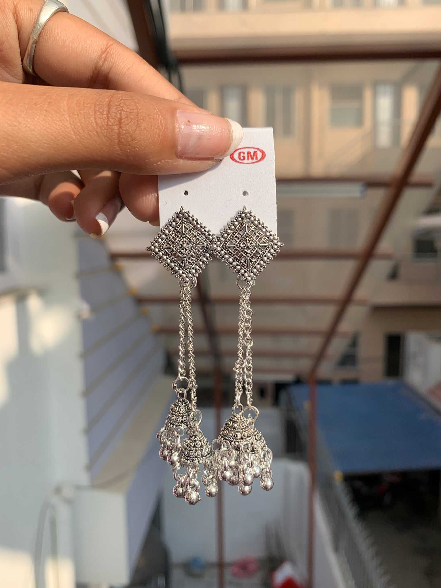 Diamond Pattern Tassel Earrings