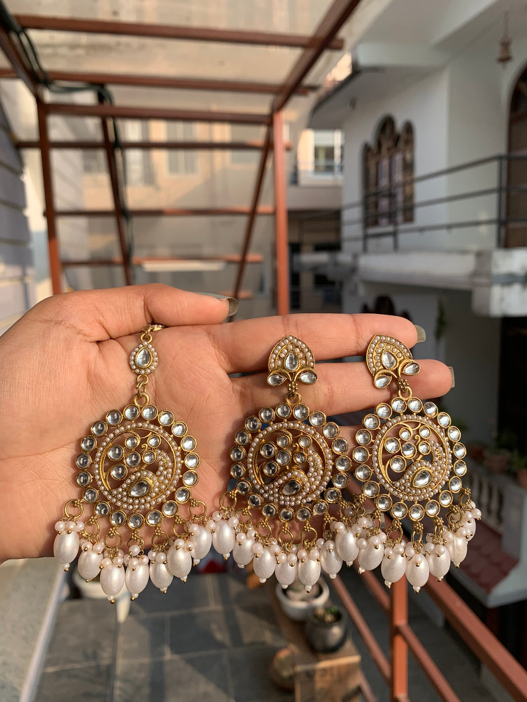 Kundan Pearl Chandbali