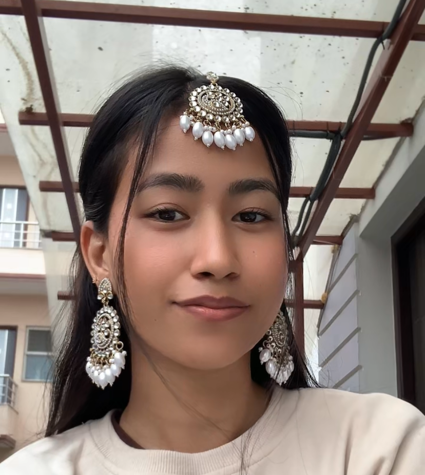 Kundan Pearl Chandbali