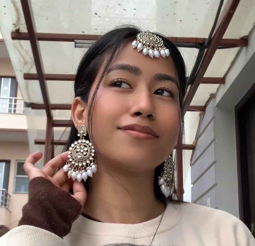 Kundan Pearl Chandbali