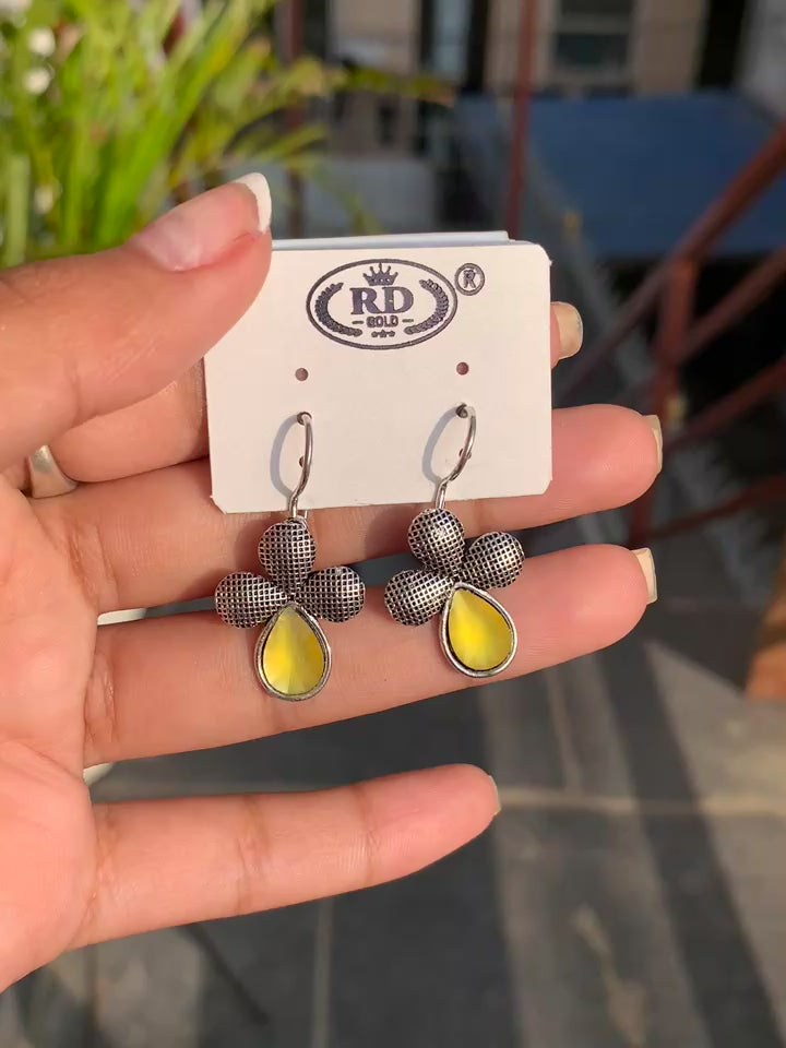 Clover Stone Drop Earrings
