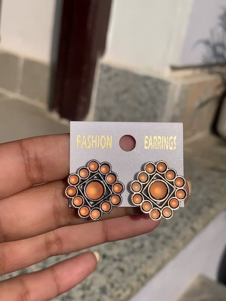 Vintage Mirror Stud