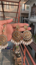 Kundan Pearl Chandbali